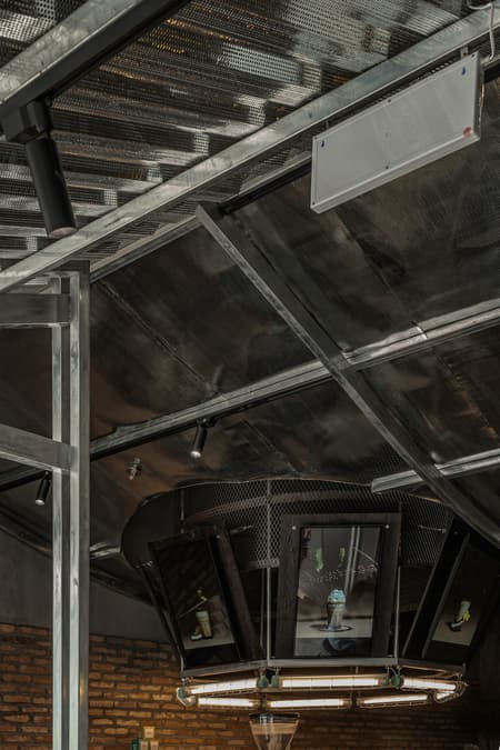 An Mien Lumiere Cafe 